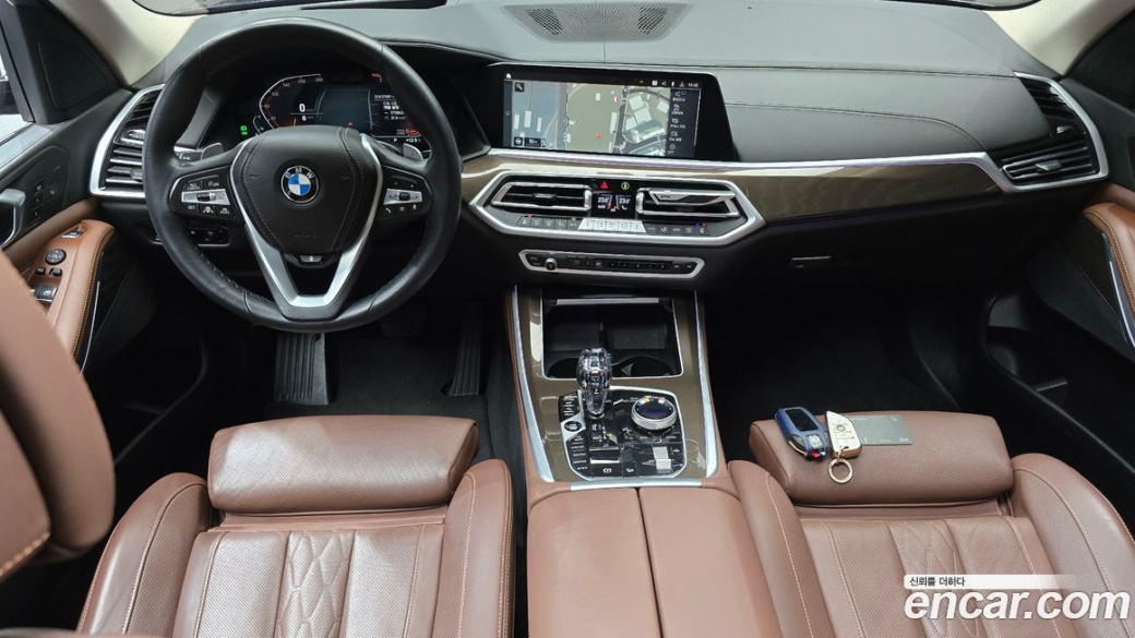 BMW X5 xDrive 40i xLine, 2022
