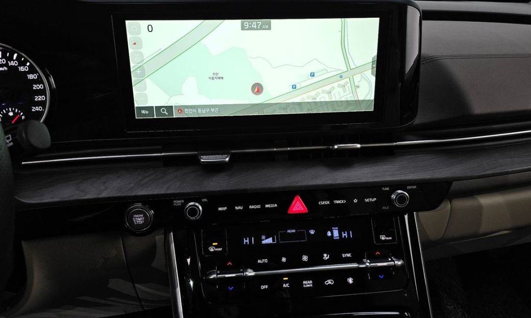 Kia Carnival 9-Seater Noblesse, 2023