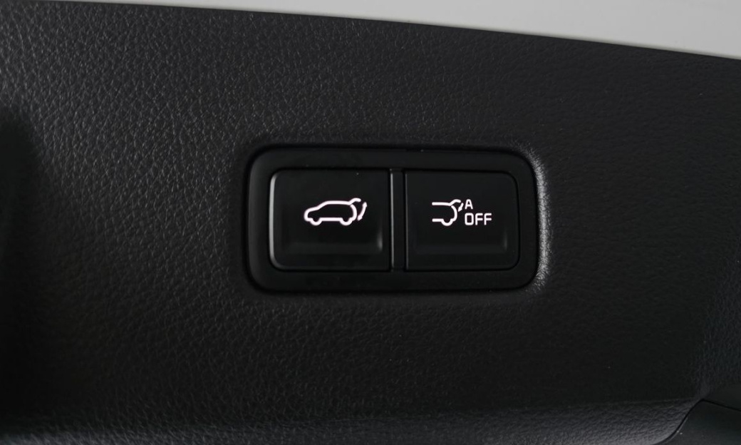 Kia Carnival 9-Seater Signature, 2023