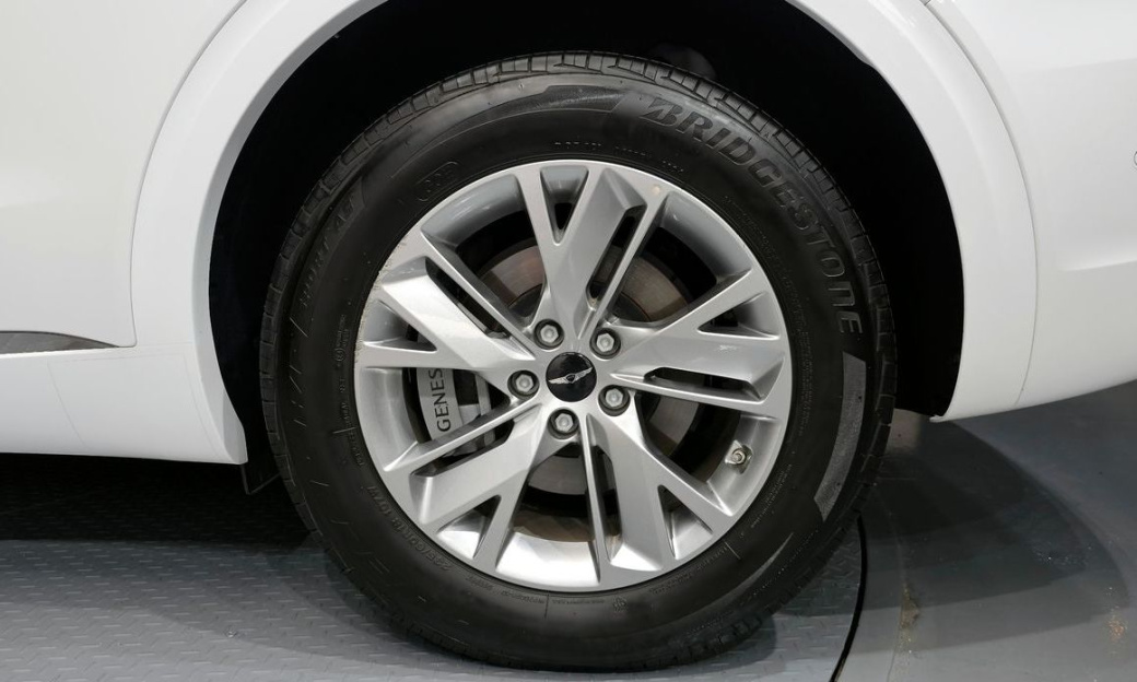 Genesis GV70 2.5T Gasoline 2WD, 2025