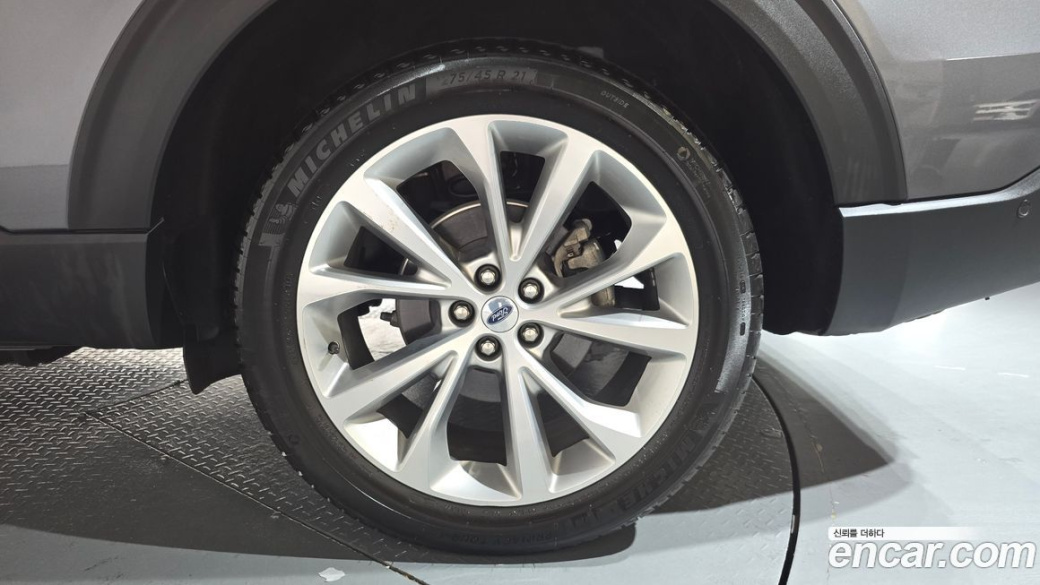 Ford Explorer 3.0 Platinum 4WD, 2021