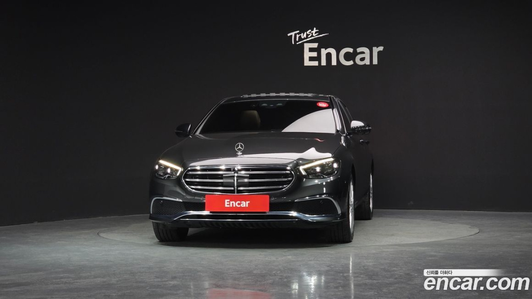 Mercedes-Benz E-Class E220d 4MATIC Exclusive, 2021