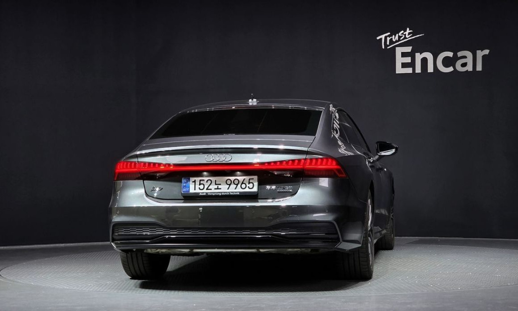 Audi A7 55 TFSI Quattro Premium, 2024
