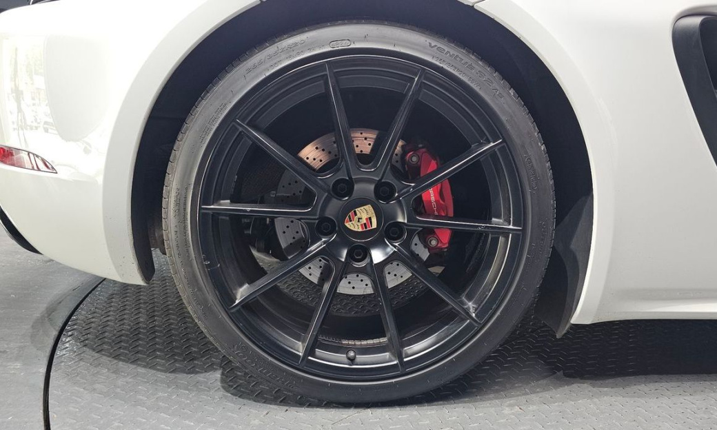 Porsche 718 4.0 GTS, 2024