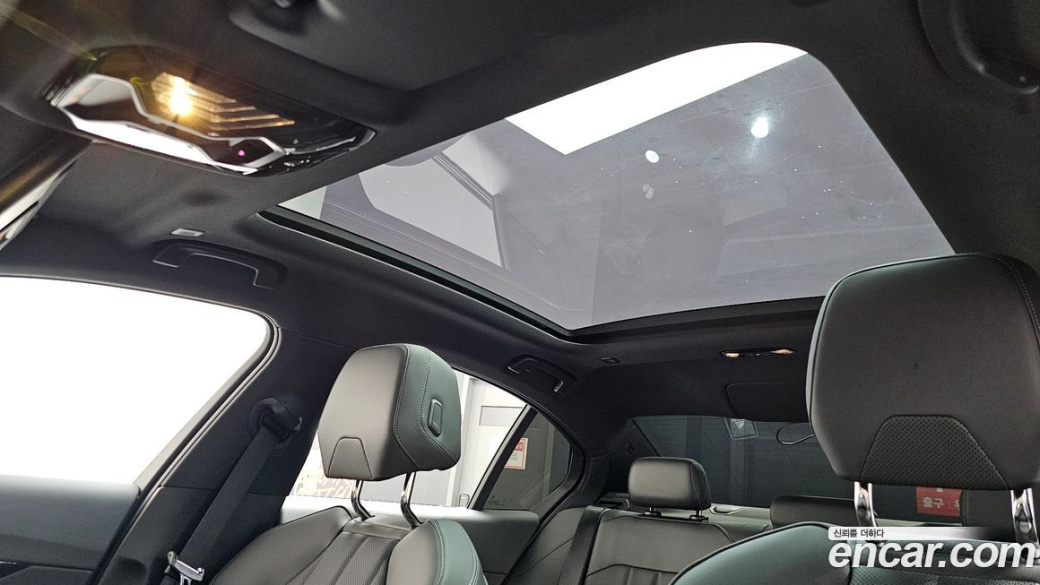 BMW 5-Series 520i M Sport, 2025