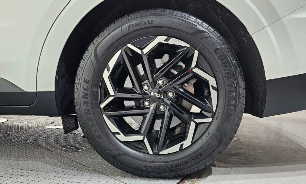 Kia Carnival 9-Seater Noblesse, 2025