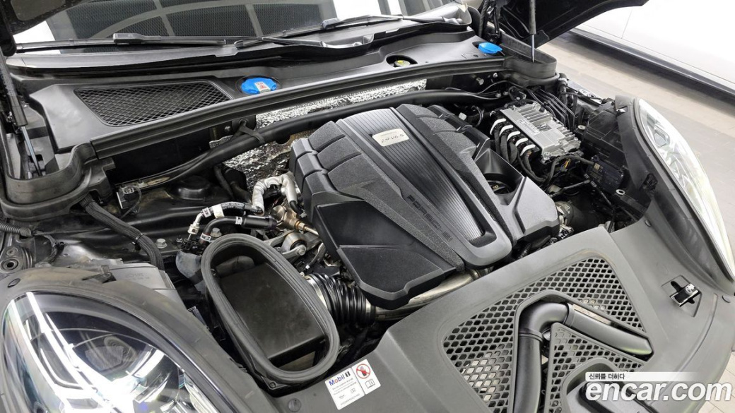 Porsche Macan 2.9 S, 2024