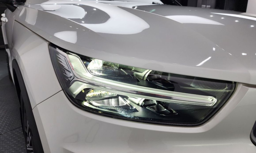 Volvo XC40 B4 Inscription, 2022