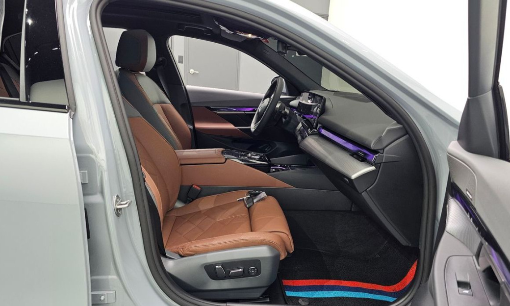 BMW 5-Series 530i xDrive M Sport, 2025
