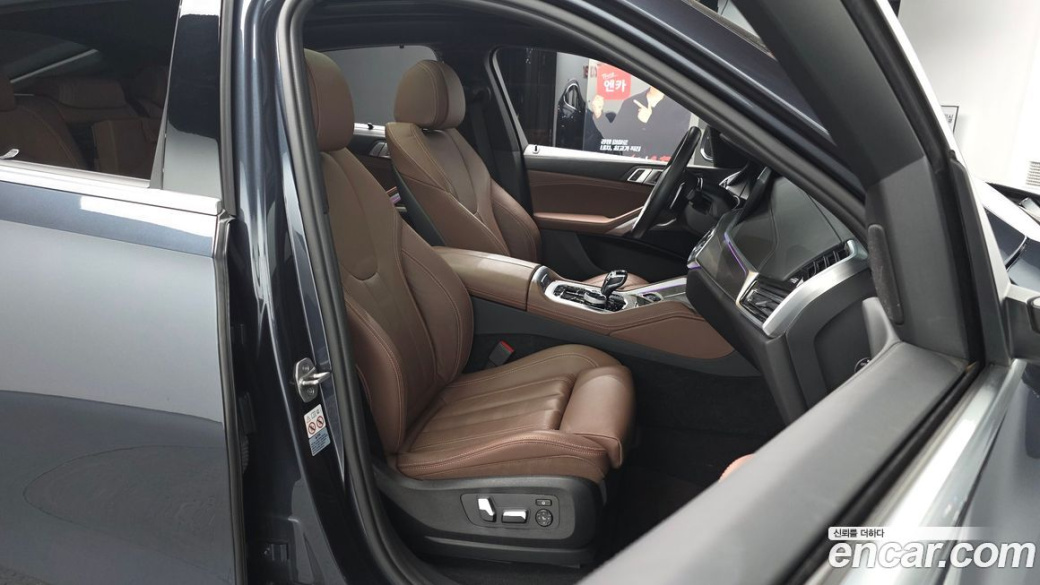 BMW X6 xDrive40i M Sport, 2022