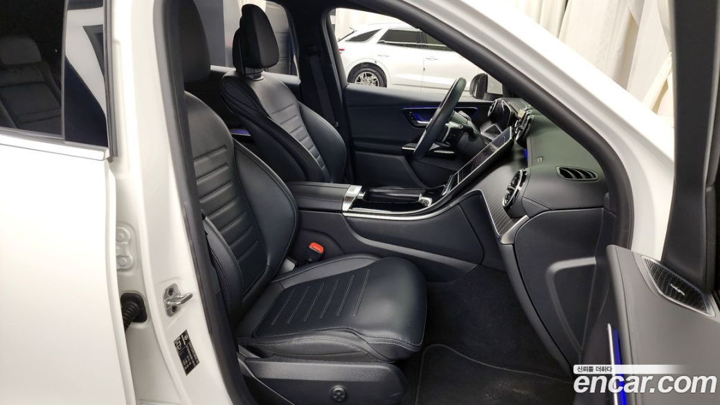 Mercedes-Benz GLC-Class GLC300 4MATIC AMG Line, 2024