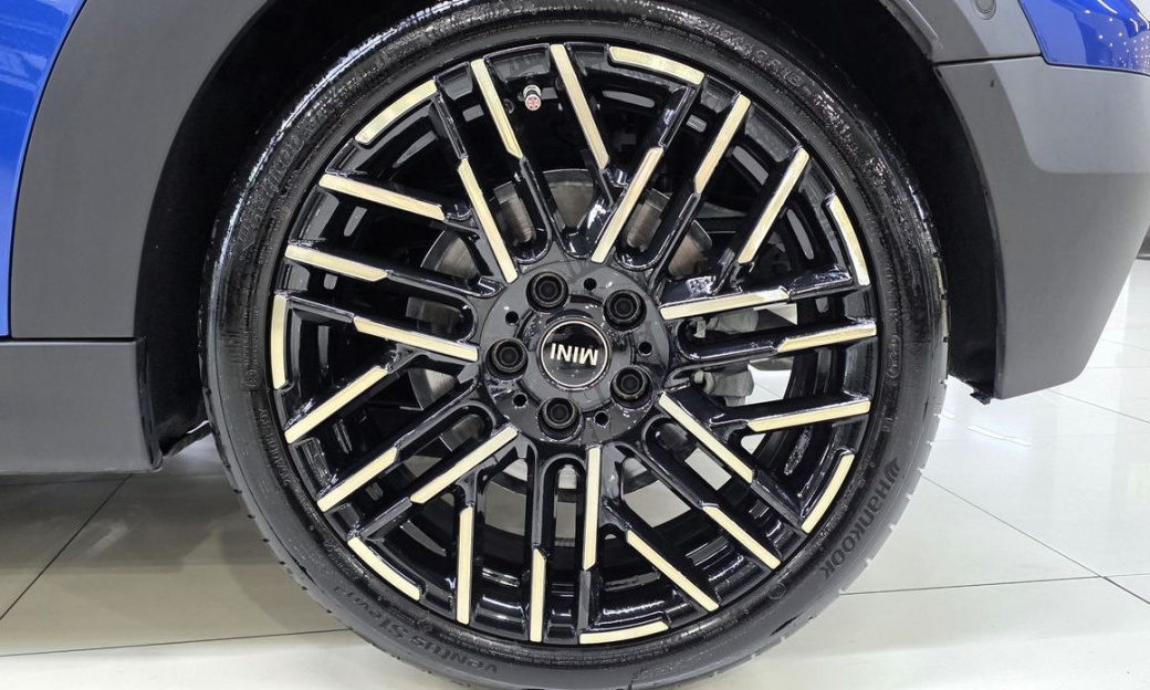Mini Cooper Convertible Favoured, 2025