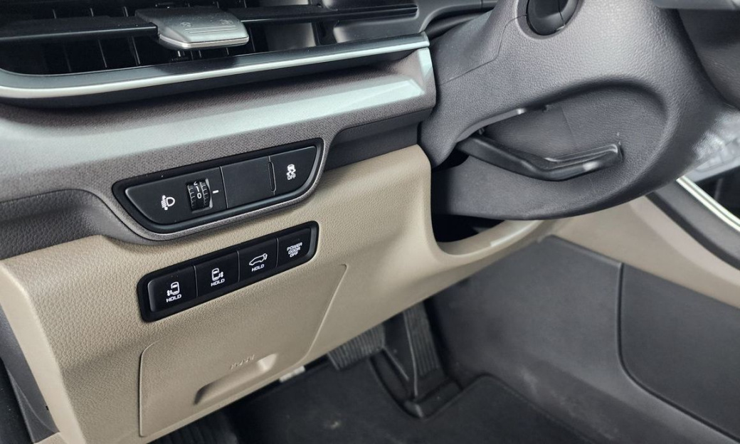 Kia Carnival 7-Seater Noblesse, 2025