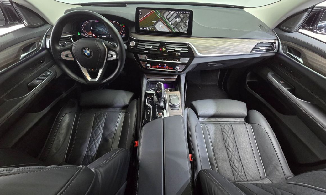 BMW Gran Turismo 630i xDrive Luxury, 2024