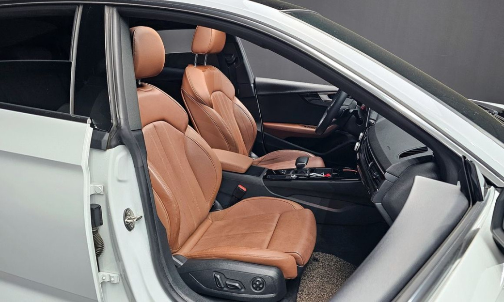 Audi A5 40 TDI Quattro Premium Sportback, 2021