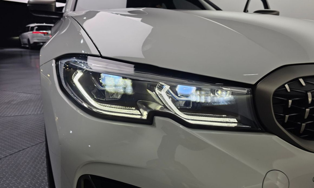 BMW 3-Series M340i xDrive Touring Performance, 2022