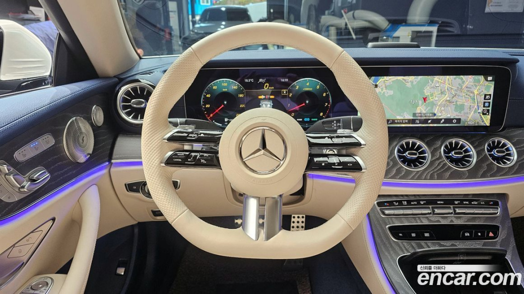 Mercedes-Benz E-Class E450 4MATIC Cabriolet, 2023