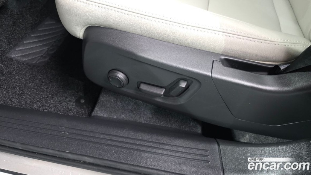 Volvo XC40 B4 Ultra Bright, 2026
