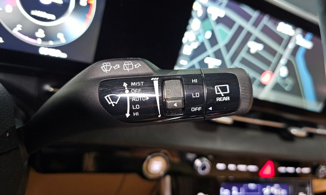 Kia Carnival 7-Seater Signature, 2022