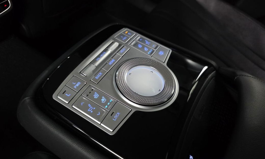 Genesis G80 Gasoline 2.5 Turbo AWD, 2022