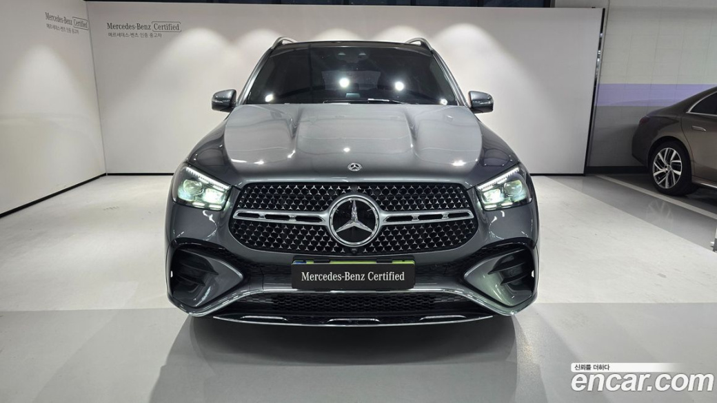 Mercedes-Benz GLE-Class GLE450 4MATIC, 2025