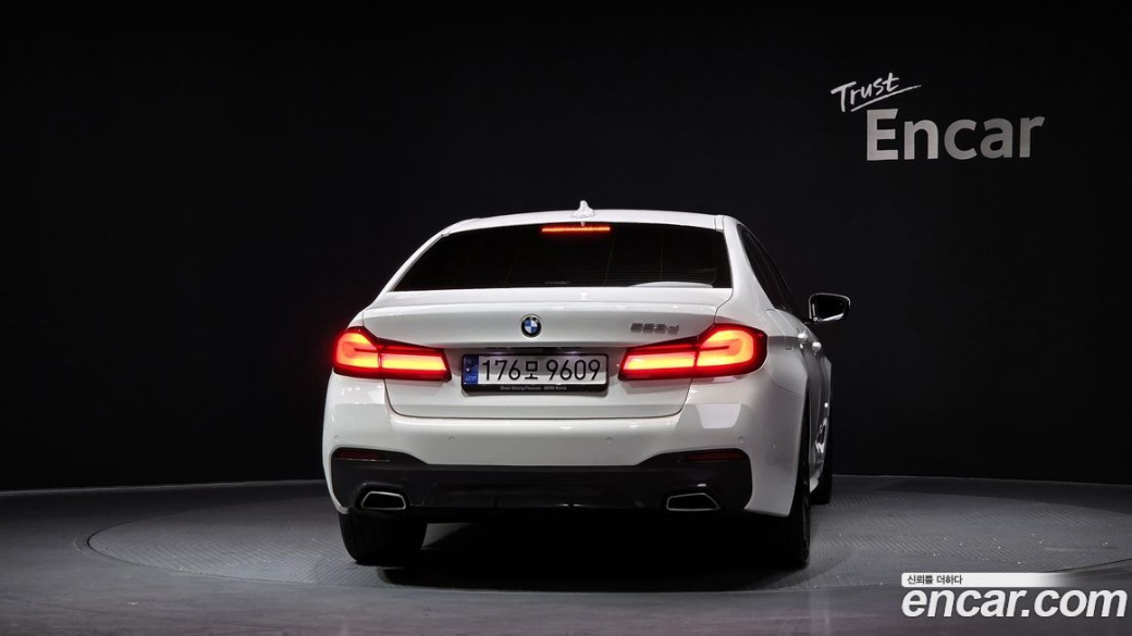 BMW 5-Series 523d M Sport, 2022