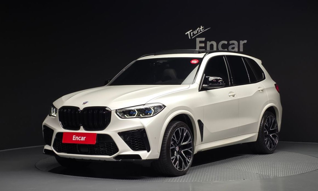 BMW X5M 4.4 Competition, 2022