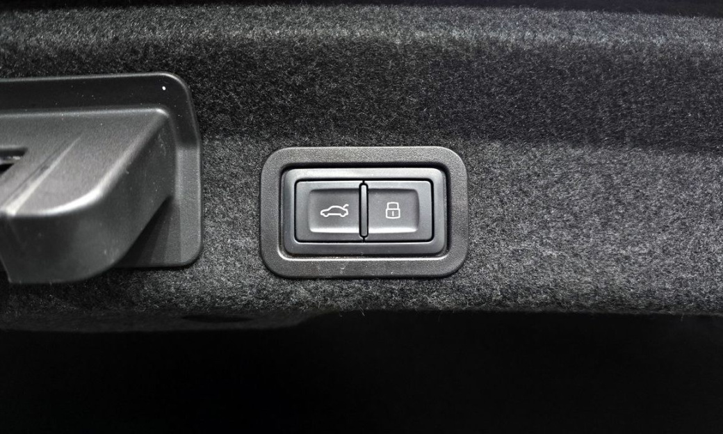 Audi A6 45 TFSI Premium, 2022