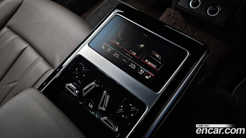 Audi A8 55 TFSI Quattro LWB, 2021