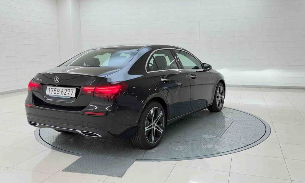 Mercedes-Benz A-Class A220 Sedan, 2026
