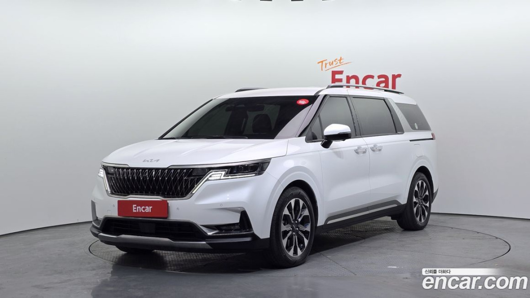 Kia Carnival 9-Seater Noblesse, 2023