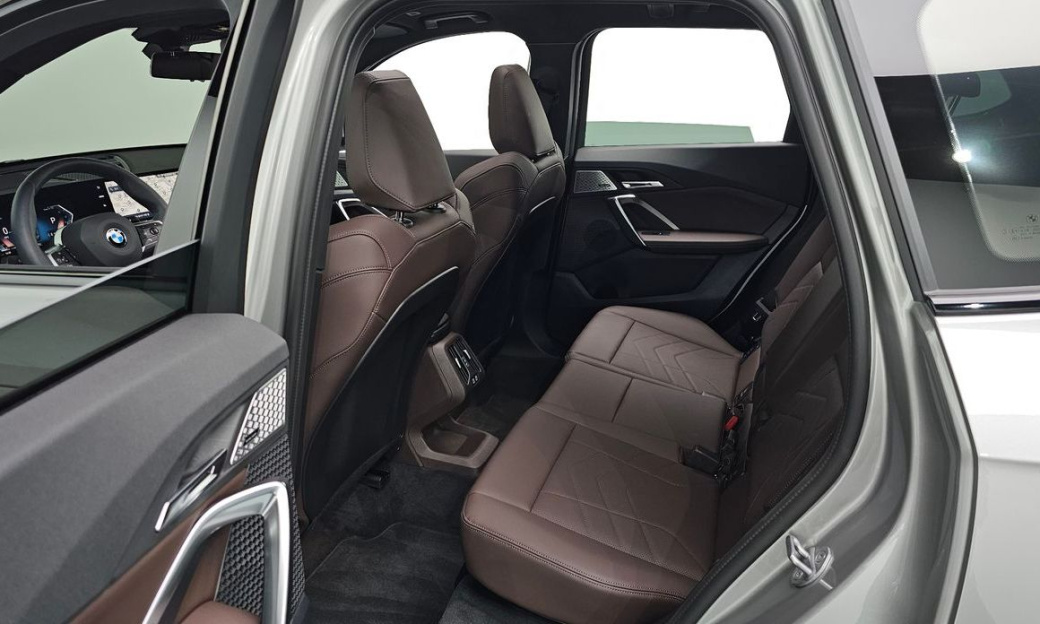 BMW X1 xDrive 20i M Sport, 2025
