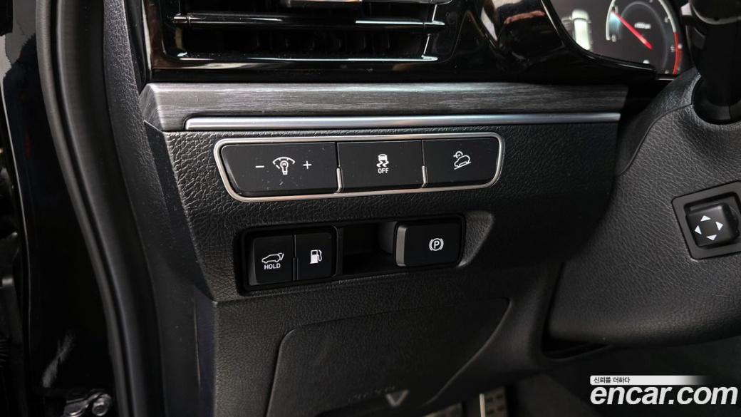 Kia Mohave Diesel 3.0 4WD 7-Seater, 2023