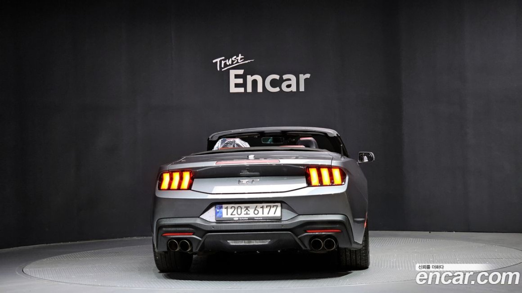 Ford Mustang 5.0 GT Premium Convertible, 2024
