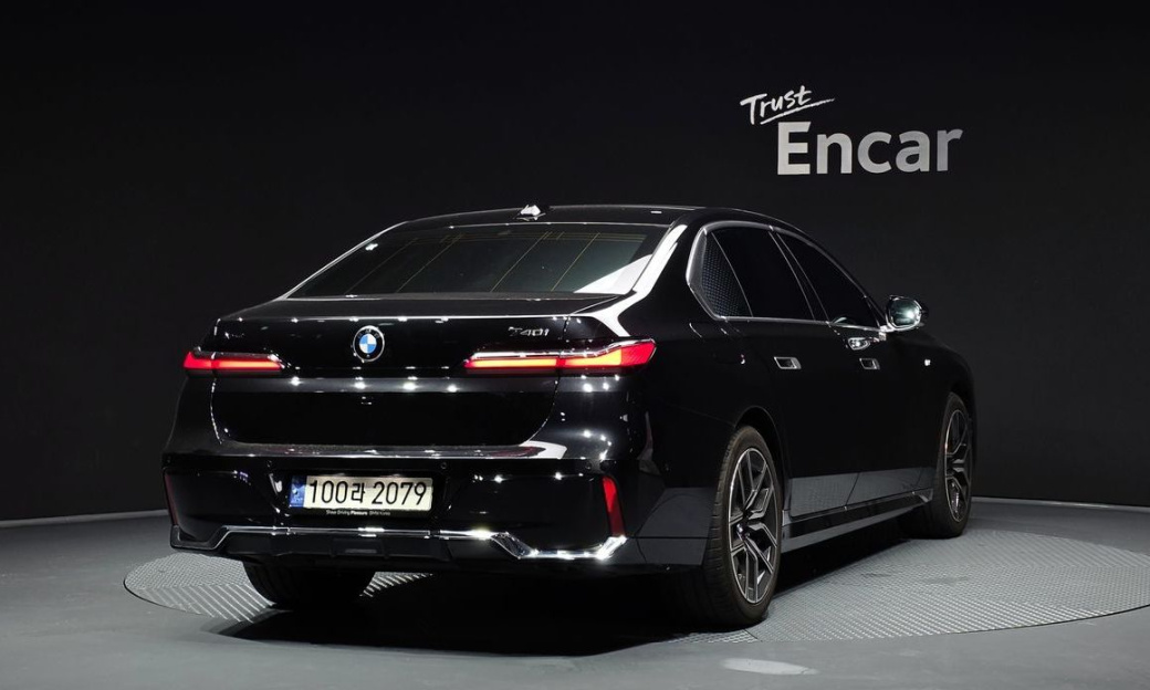 BMW 7-Series 740i sDrive M Sport, 2024