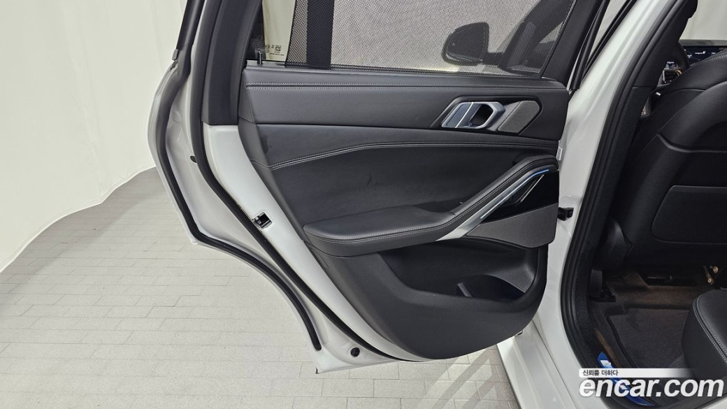 BMW X6 xDrive40i M Sport, 2025
