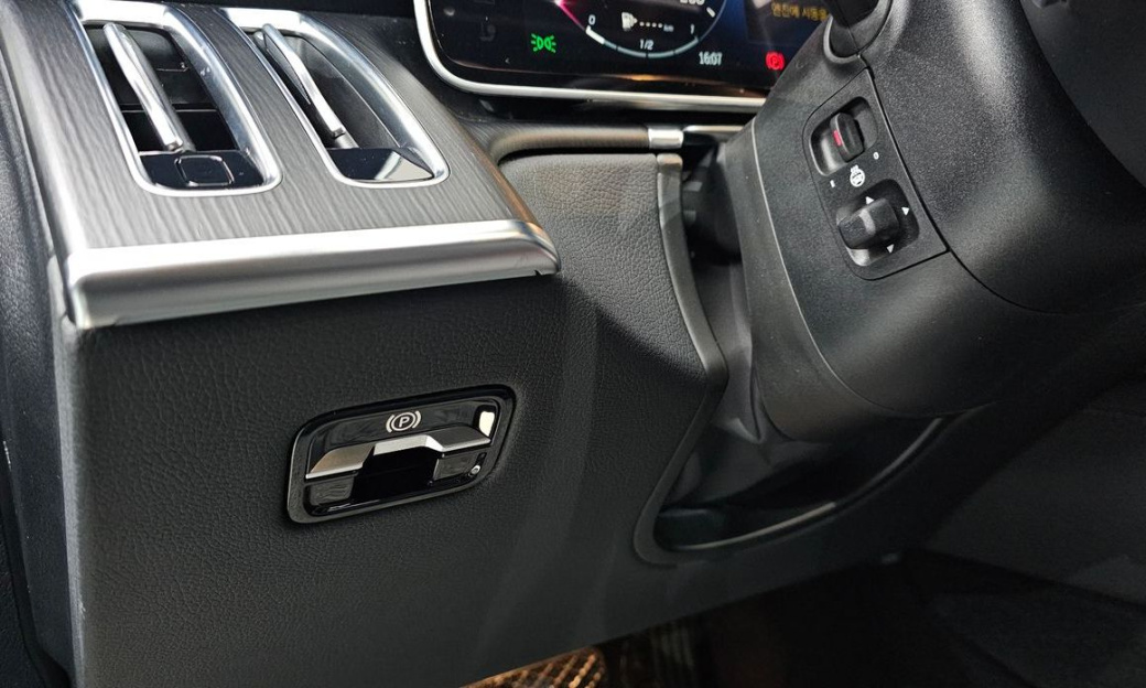 Mercedes-Benz S-Class S450L 4MATIC, 2023