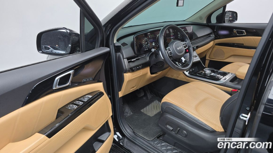Kia Carnival 9-Seater Signature, 2022