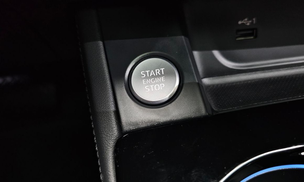 Audi A4 45 TFSI Quattro Premium, 2021