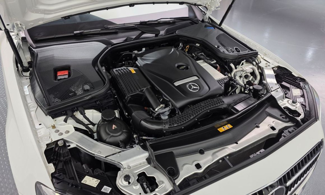 Mercedes-Benz E-Class E250 Avantgarde, 2023