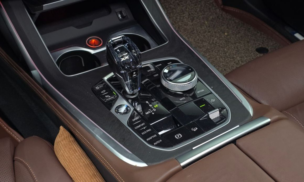 BMW X7 xDrive 40d Design Pure Excellence 7-Seater, 2022