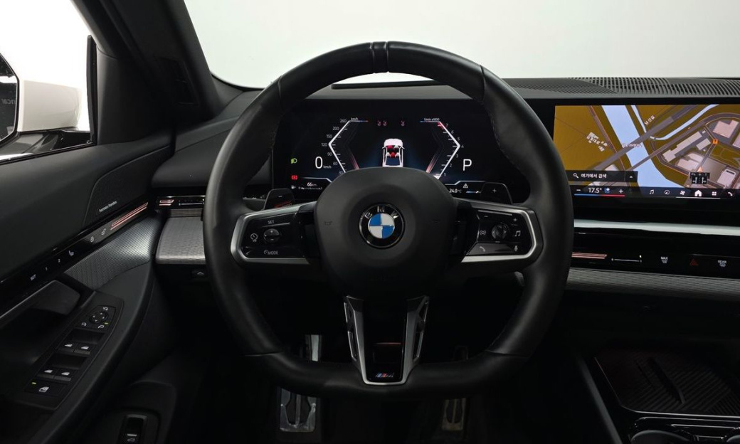 BMW 5-Series 520i M Sport, 2024