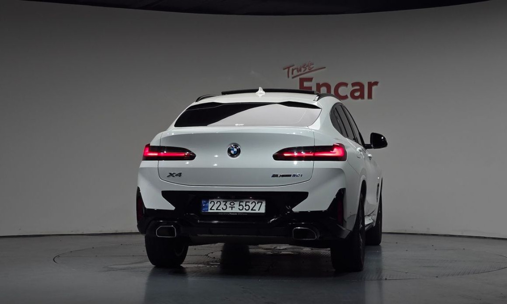 BMW X4 xDrive20i M Sport, 2024