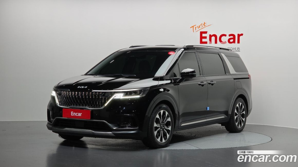 Kia Carnival 9-Seater Signature, 2023
