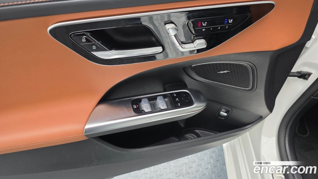 Mercedes-Benz C-Class C300 AMG Line, 2022