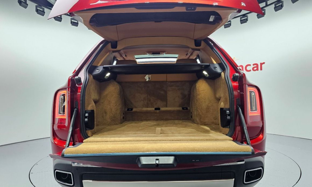 Rolls-Royce Cullinan 6.7 V12, 2023