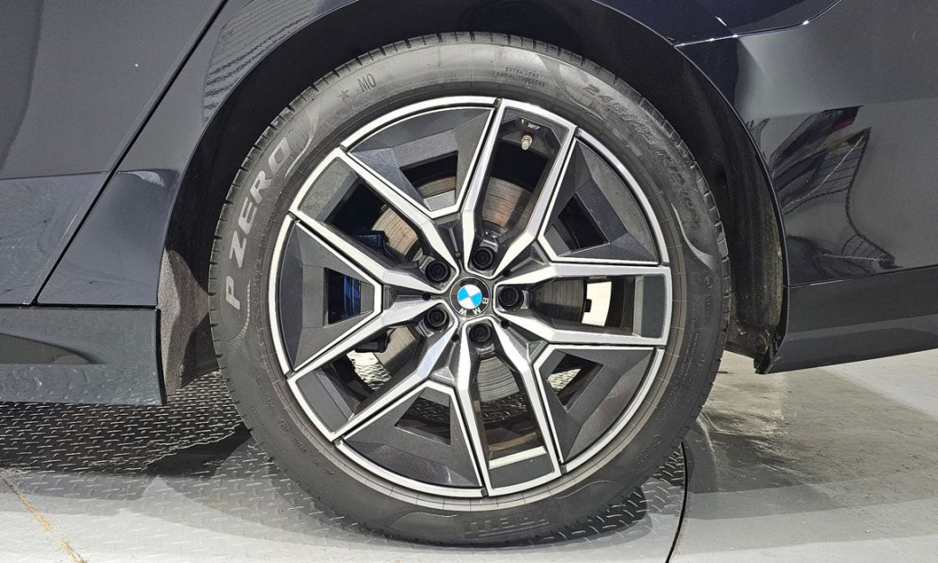 BMW 5-Series 520i M Sport, 2024