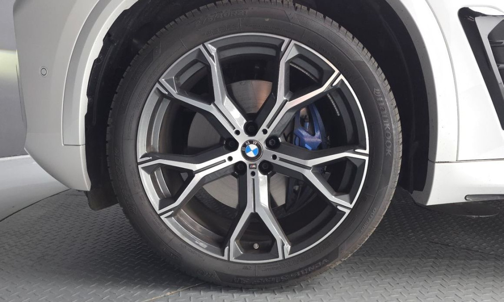BMW X5 xDrive 40i M Sport, 2025