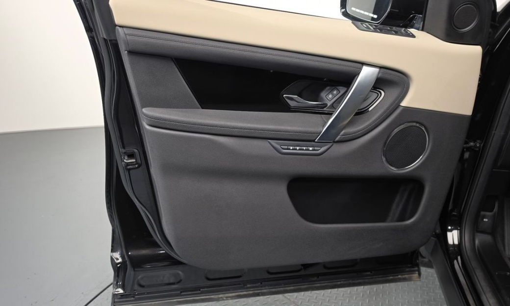 Land Rover Discovery Sport P250 S, 2025