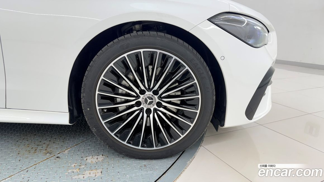 Mercedes-Benz CLE-Class CLE200 Coupe, 2025
